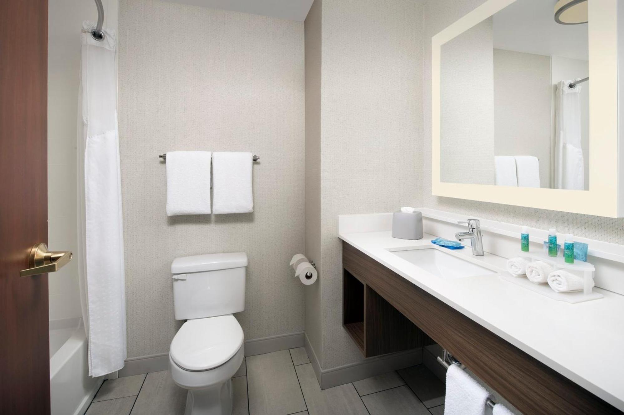 Holiday Inn Express Knoxville-Strawberry Plains By Ihg Luaran gambar