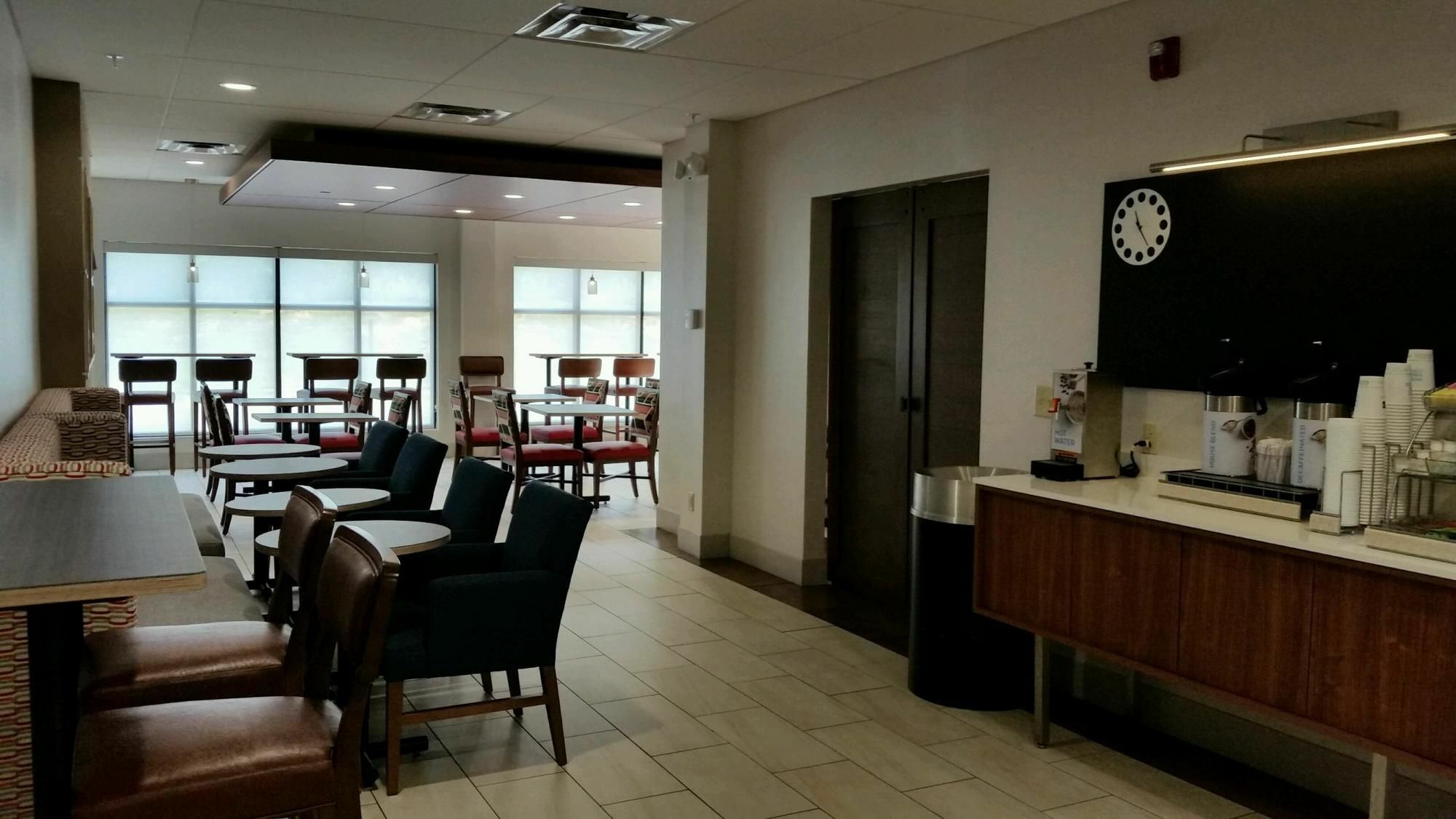 Holiday Inn Express Knoxville-Strawberry Plains By Ihg Luaran gambar