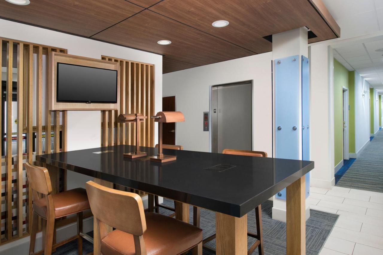 Holiday Inn Express Knoxville-Strawberry Plains By Ihg Luaran gambar